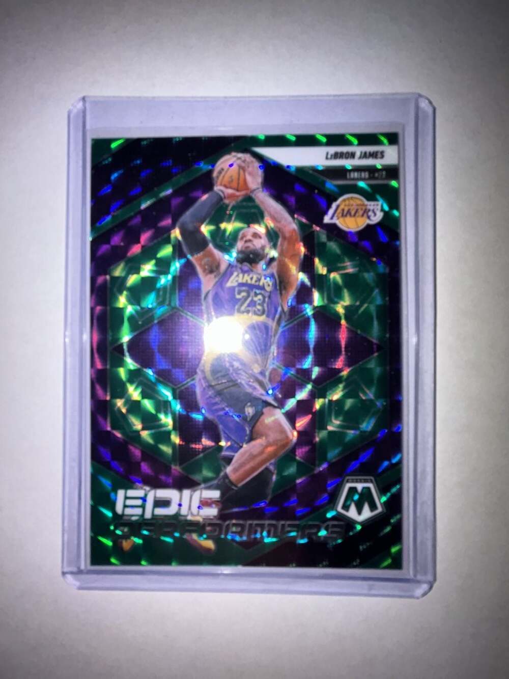 2024-25 Panini Mosaic Epic Performers LeBron James Green Mosaic Prizm Basketball